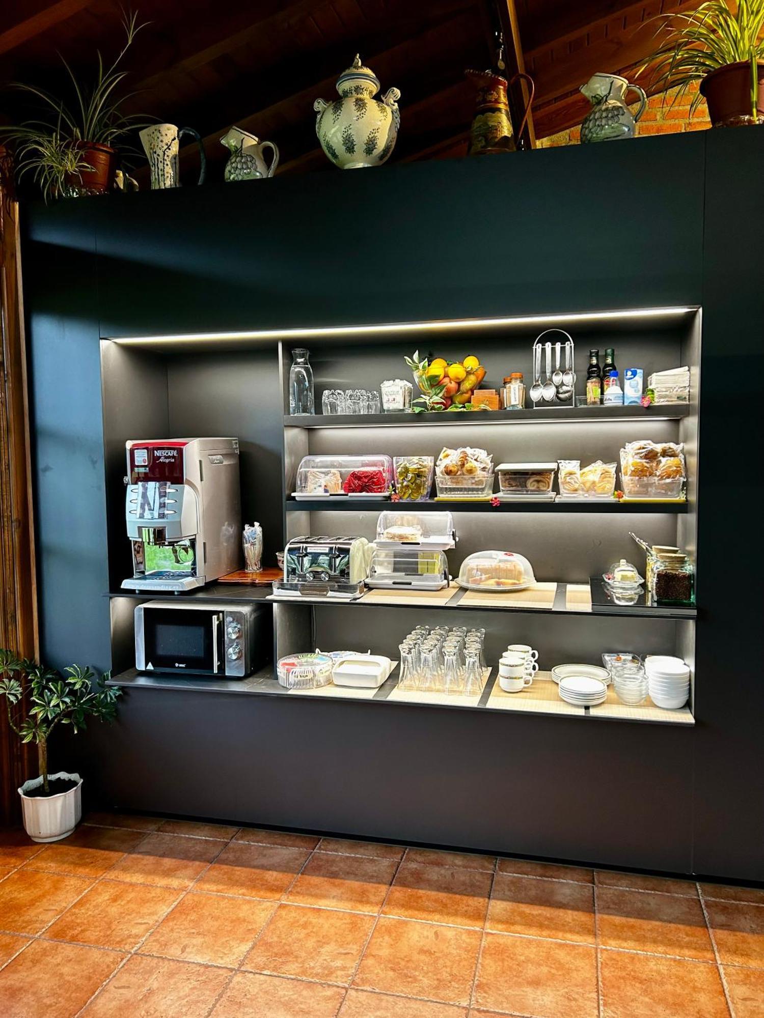 Apartamentos Rurales L'Arquera Лянес Екстериор снимка