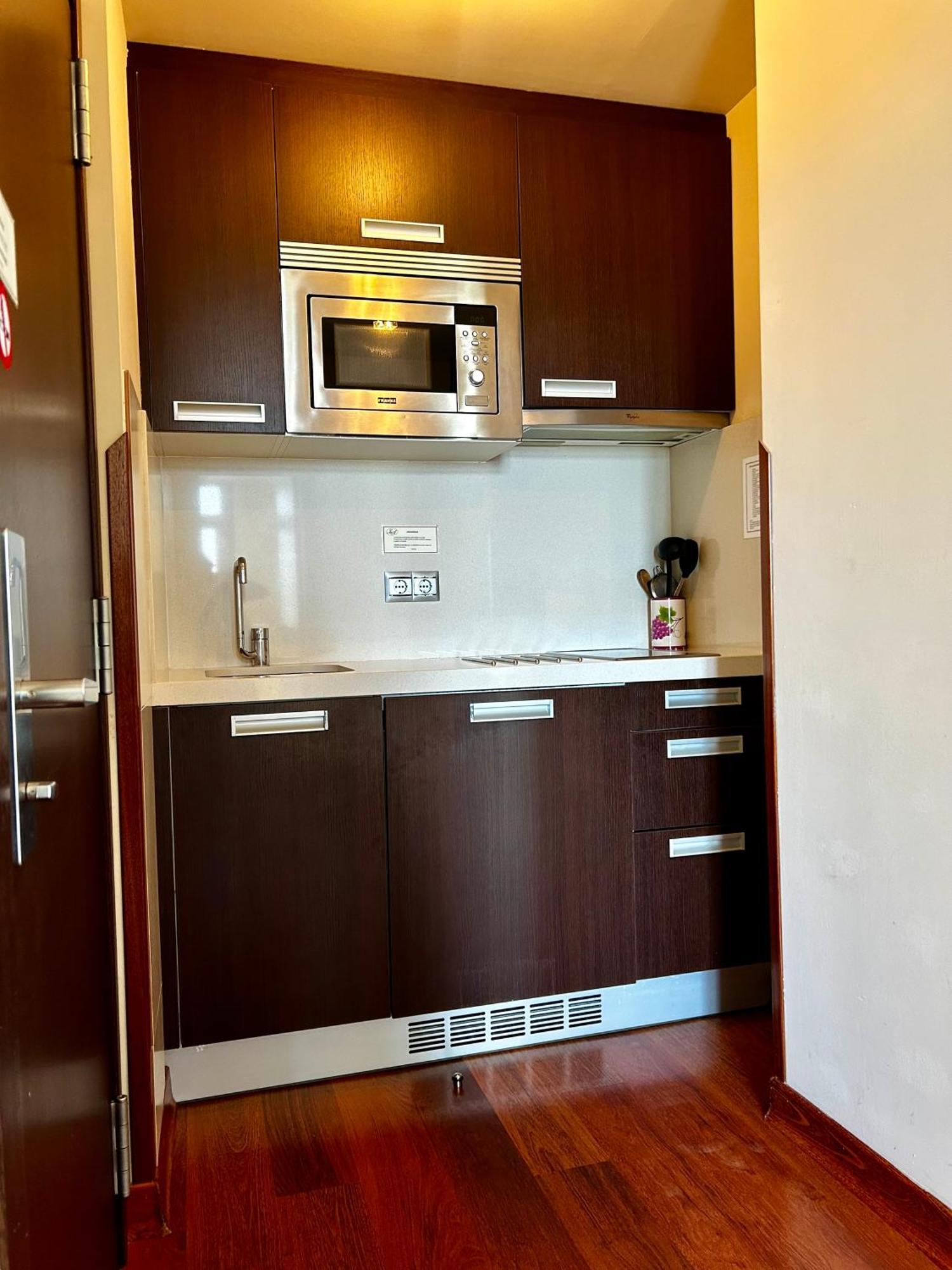 Apartamentos Rurales L'Arquera Лянес Екстериор снимка
