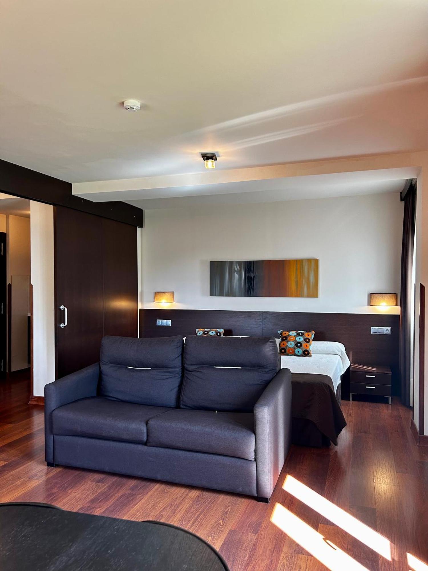 Apartamentos Rurales L'Arquera Лянес Екстериор снимка