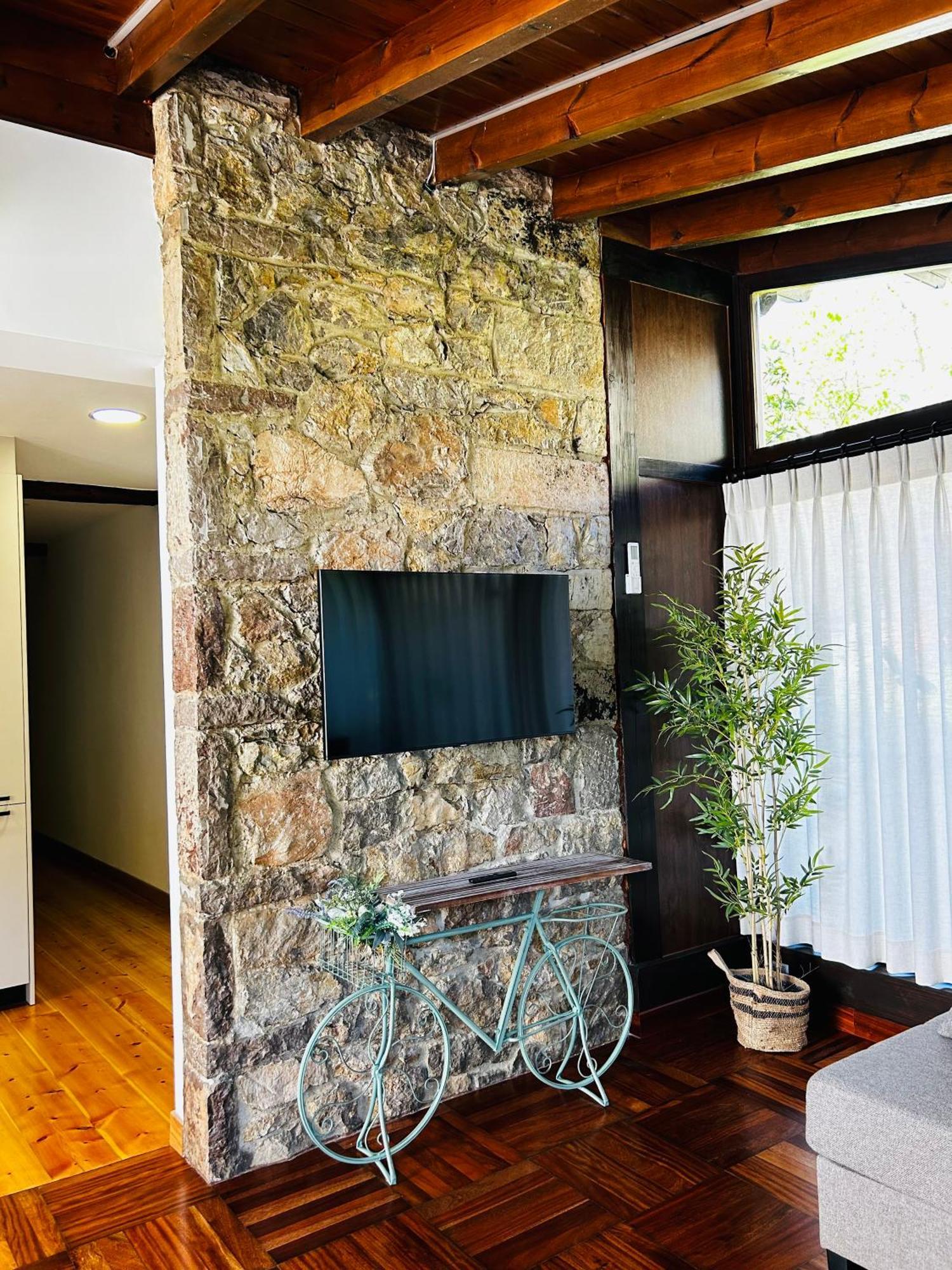 Apartamentos Rurales L'Arquera Лянес Екстериор снимка