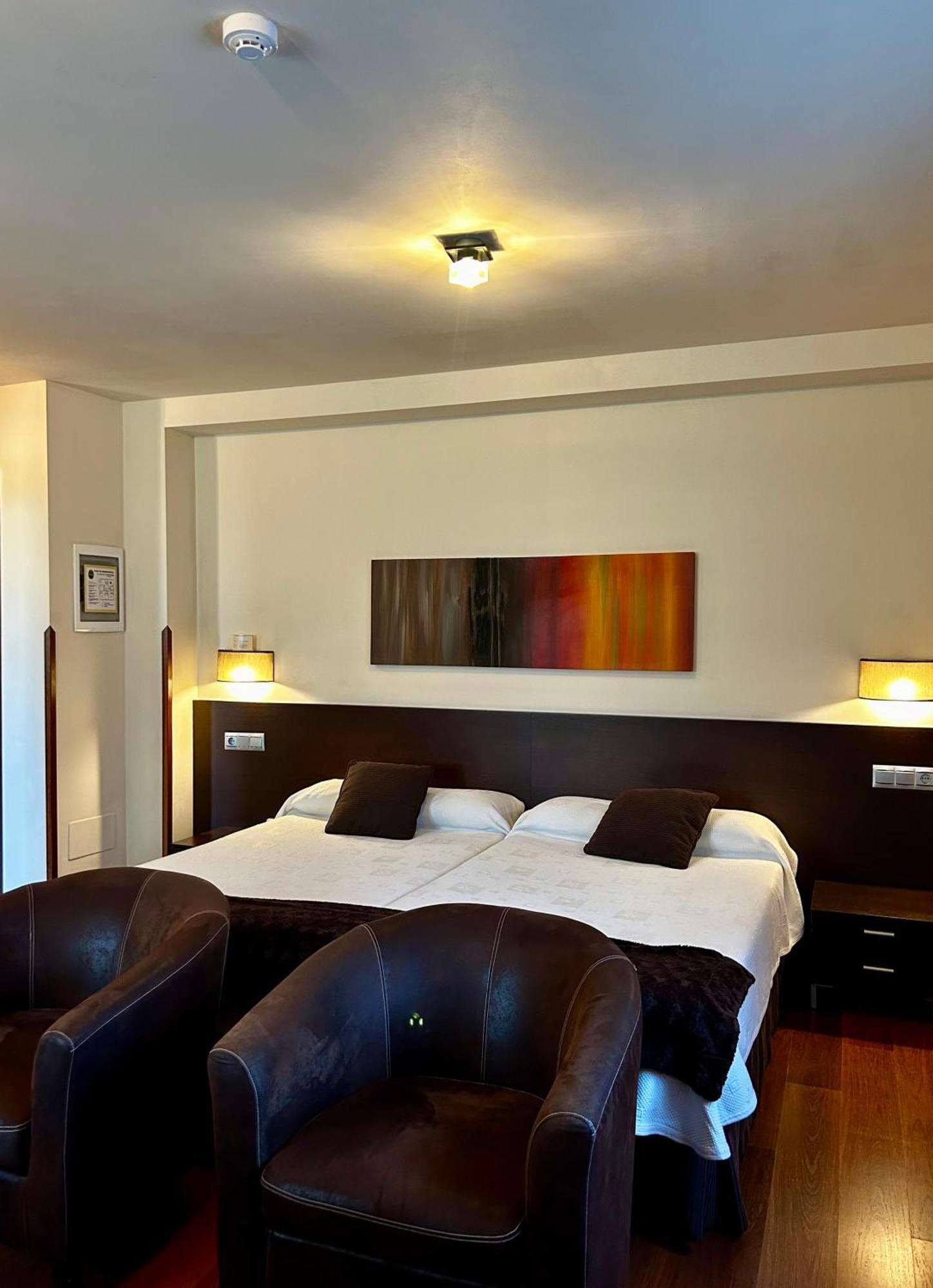 Apartamentos Rurales L'Arquera Лянес Екстериор снимка